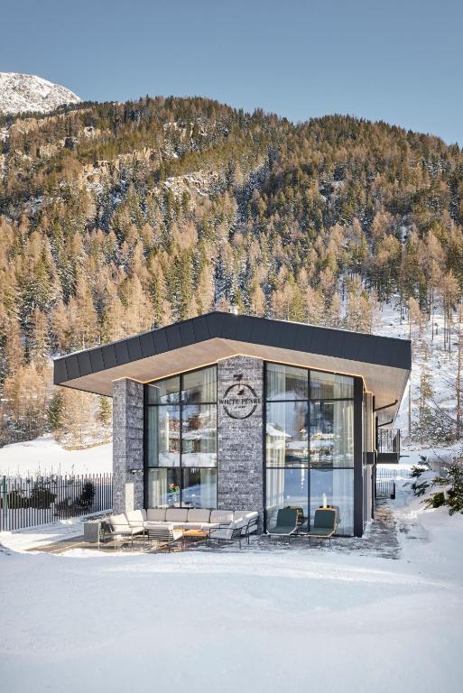 Chalet White Pearl by MYALPS - 1