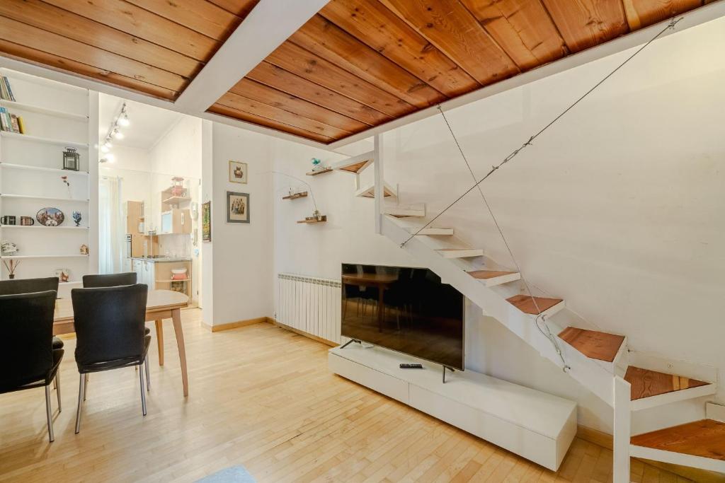 GuestHost - Comfortable Loft Apartment Turin - 5