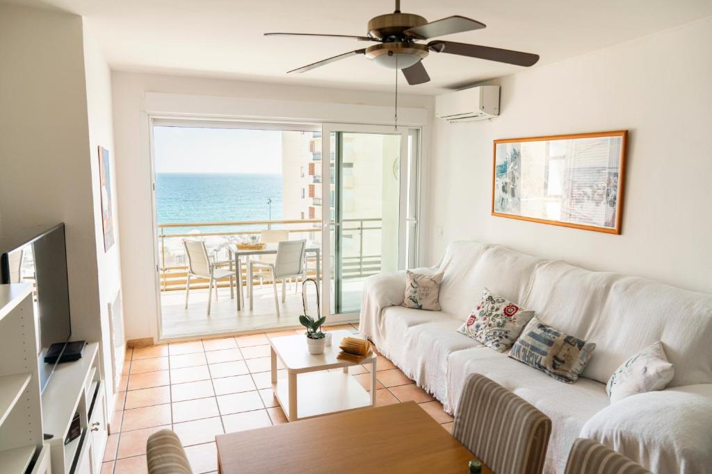 AA Guest - The Magic Front Sea Views Eco Apartment - 5