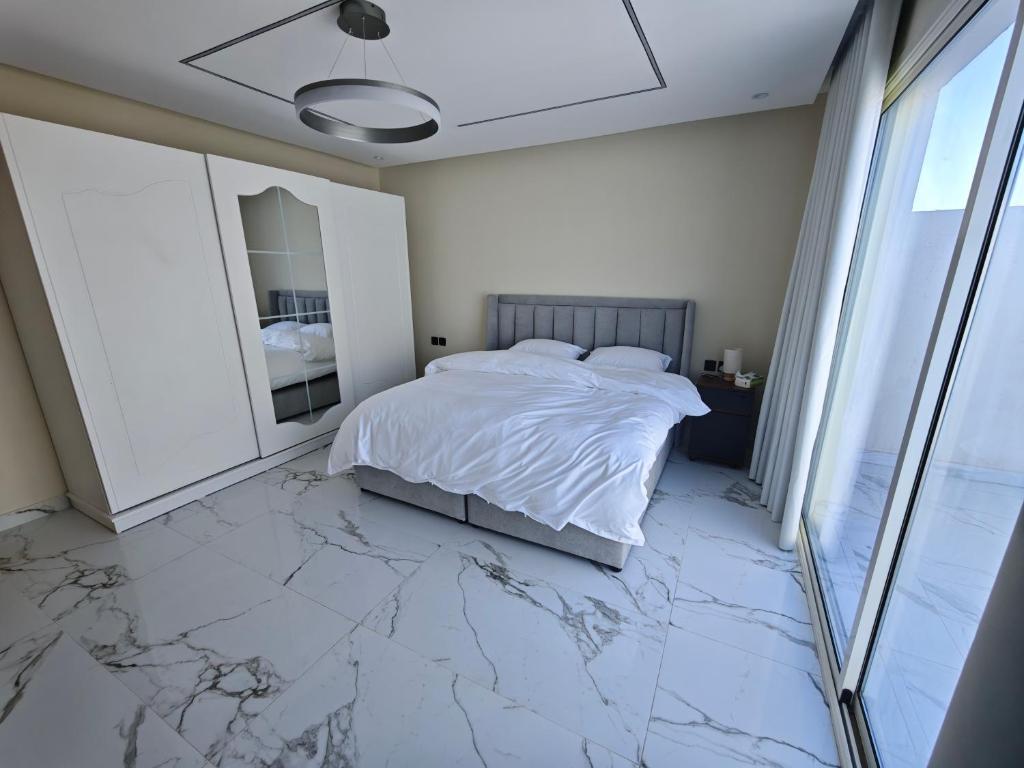 Cassita - Modern Rooftop Apartment, Rijád