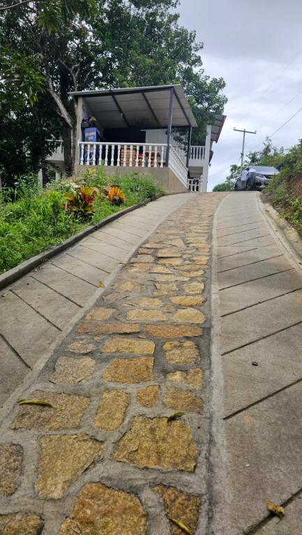 Tierra Bendita - 4