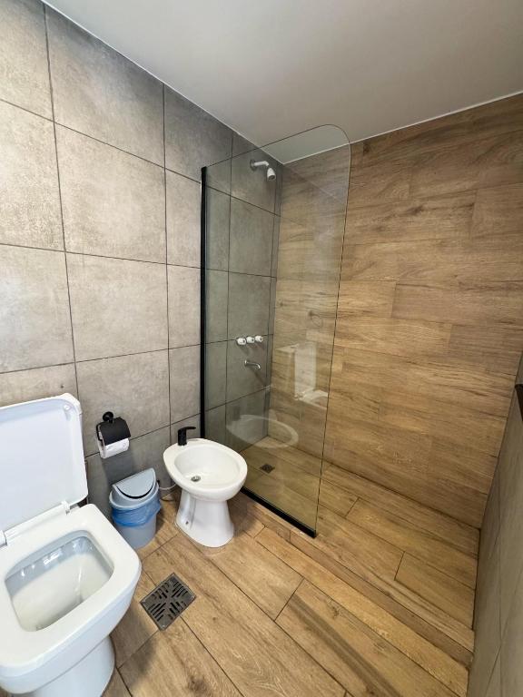 Casa espectacular con 3 habitaciones en suite de lujo, 4 baños, patio al aire libre con jacuzzi y ubicacion perfecta a 3 cuadras de la plaza - Bonavista Rentals - 4