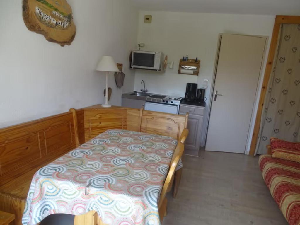Studio cosy pour 4 à Samoëns - FR-1-846-22 - 1