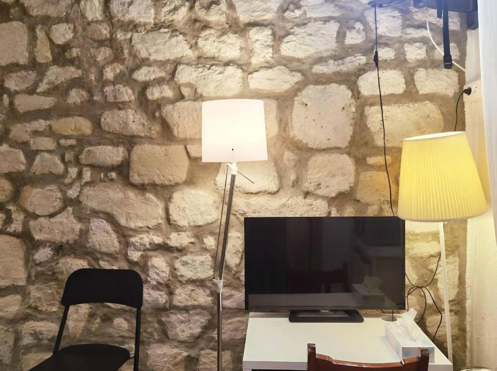 Cute Marais Studio near Metro Heart of Paris N4-22 - 3