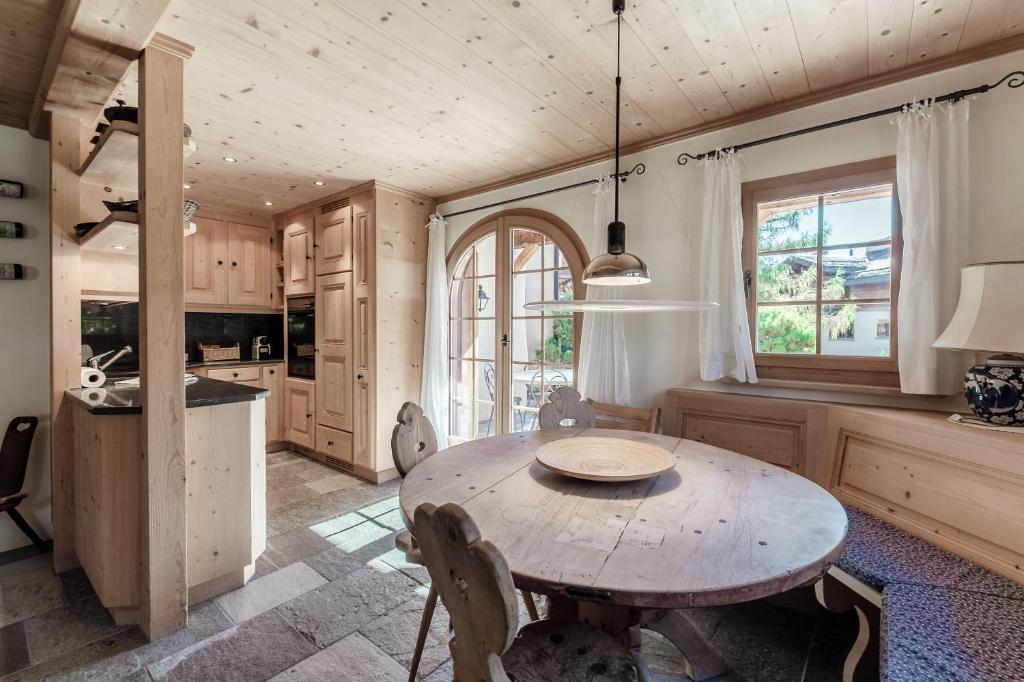 Laax Chalet by Quokka 360 - Charming Apartment with Private Patio - 2