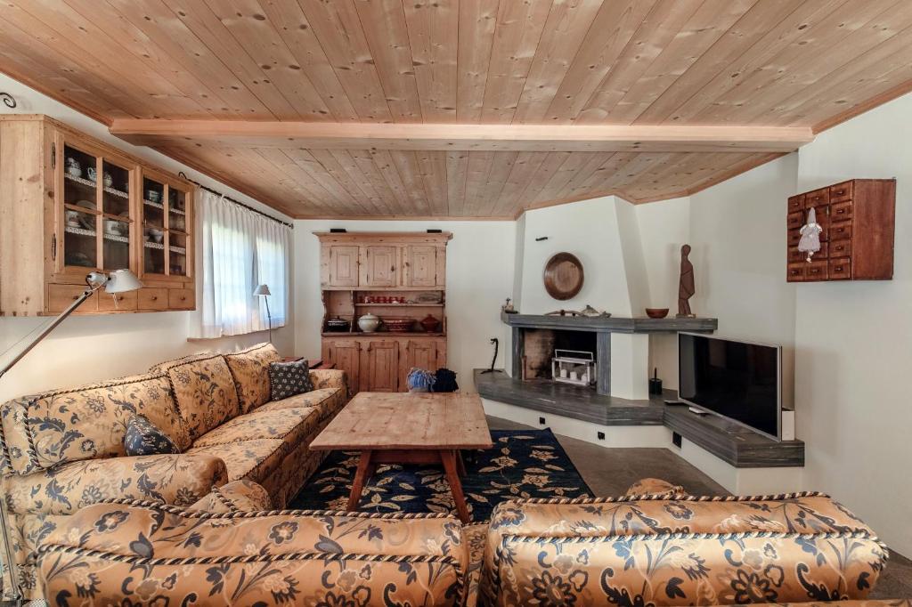 Laax Chalet by Quokka 360 - Charming Apartment with Private Patio - 5