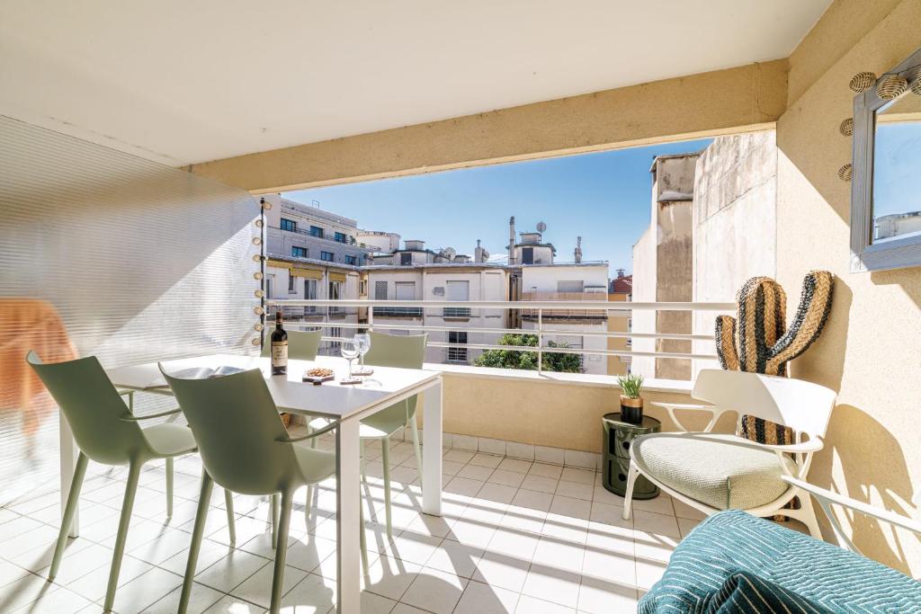 MY CASA - PALAIS MED 702 D - 2 bedroom Down Town with Terasse AC - 2