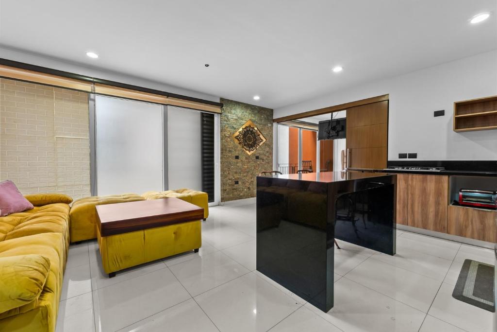 Modern Apartment + Pool + 5 min from the Beach - 3