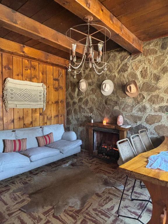 Cabaña para 4 personas, zona centro, vista al Rio Aluminé - 4