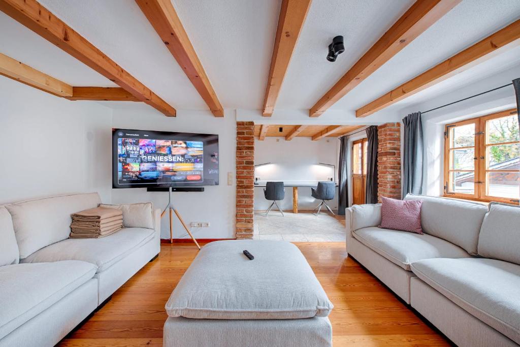 Stube & Stories - Heritage Riverside Home - 3