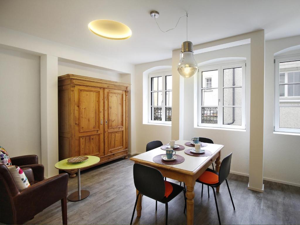 Ferienwohnung Mudita - hochwertig sanierter Altbau mit Wohnküche auf der Insel - 2