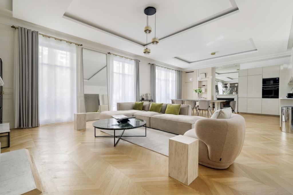 My Paris Apartments - Marbeuf - 2