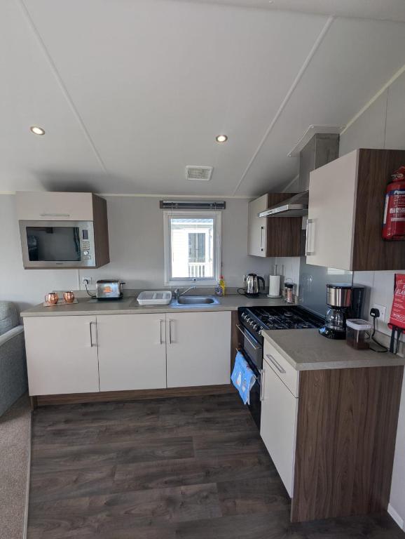 Holiday Home at Littlesea Park, Weymouth photo 4