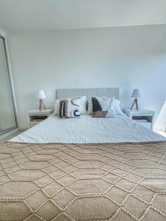 Torre Bellagio - Piso 17 - Full Amenities - 4 Pax - Piscina Climatizada - 4