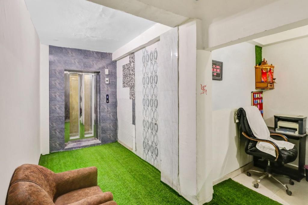 Capital O Moody Inn, New Delhi