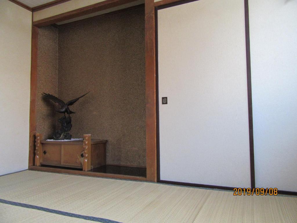 六雁民宿 (Minshuku Mutsukari)