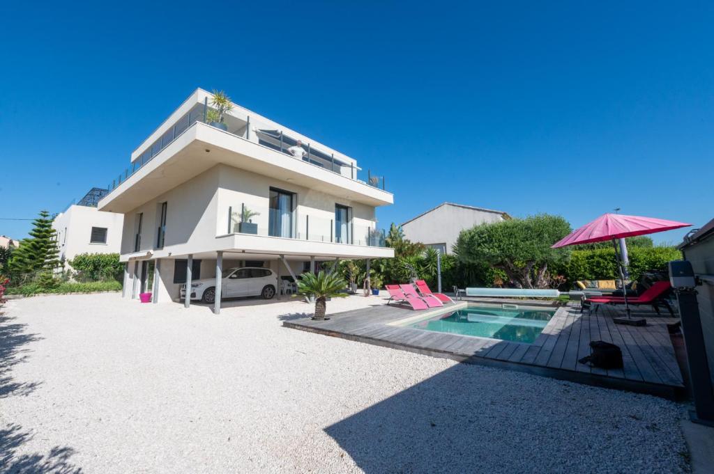 SUPERBE VILLA VUE MER JUSQU'A 14 COUCHAGES La LONDE LES MAURES Entre HYERES et Le LAVANDOU 4 Etoiles PISCINE CHAUFFEE - 2