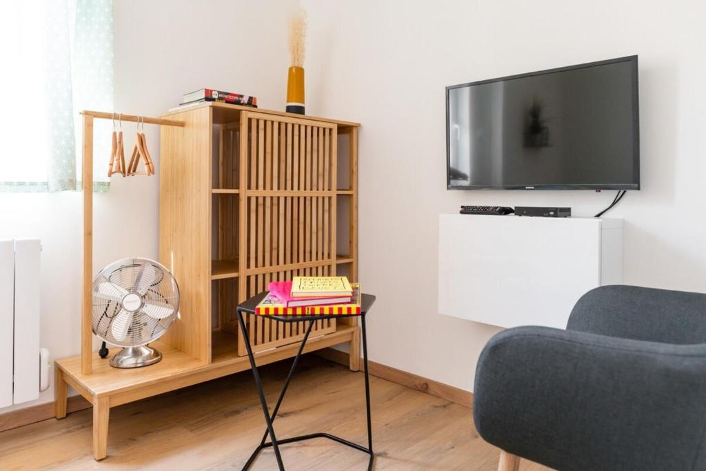 Cozy and Elegant Studio Bellecombe District Lyon 6th - 2