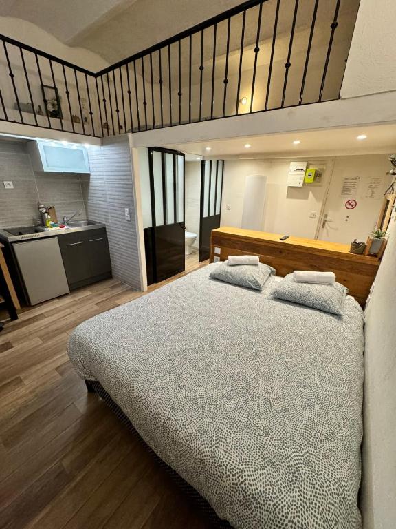 Charming Studio for 2 Guests Quai de Saône - 1