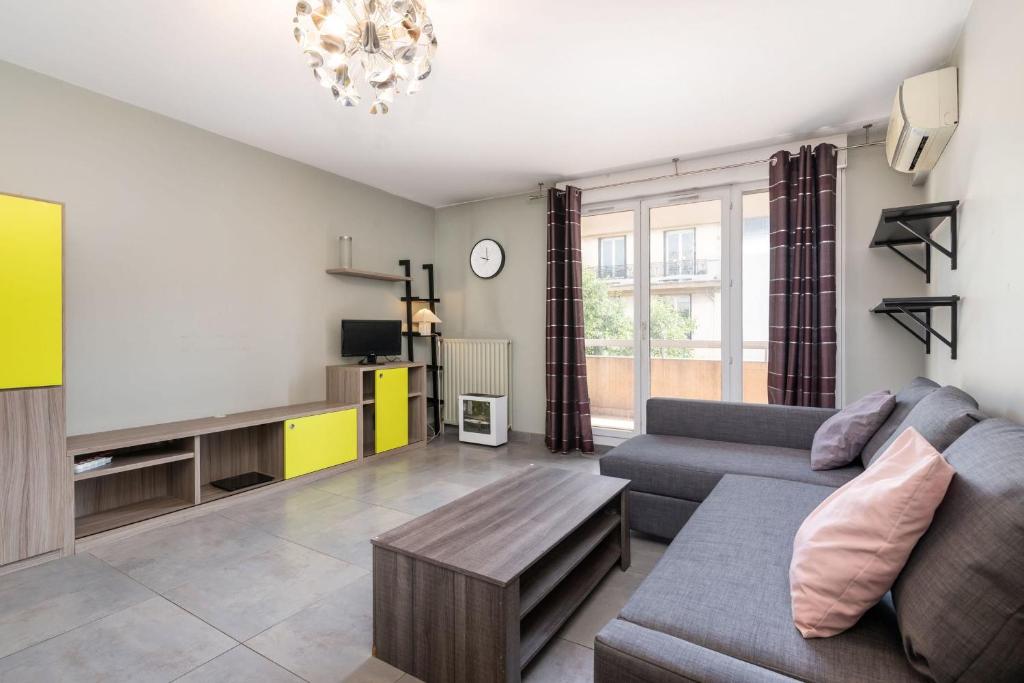 Spacieux appartement familial avec balcon Villeurbanne - 2