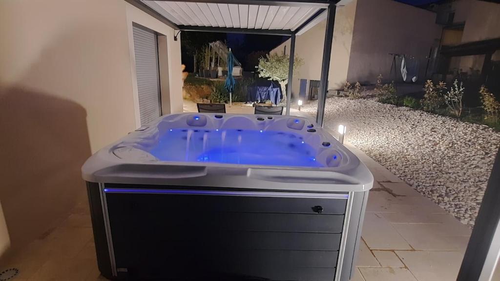 Havre de paix en Drôme villa moderne climatisée - jacuzzi "la maison d'à côté" prestations de qualité - 5