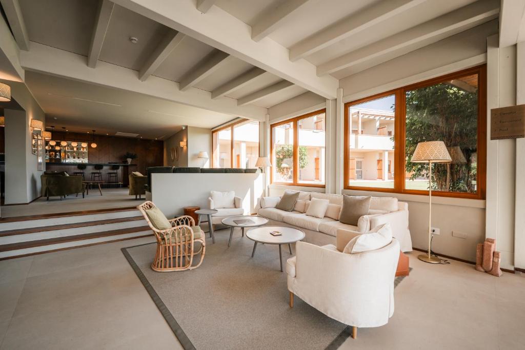 Is Molas Resort img15