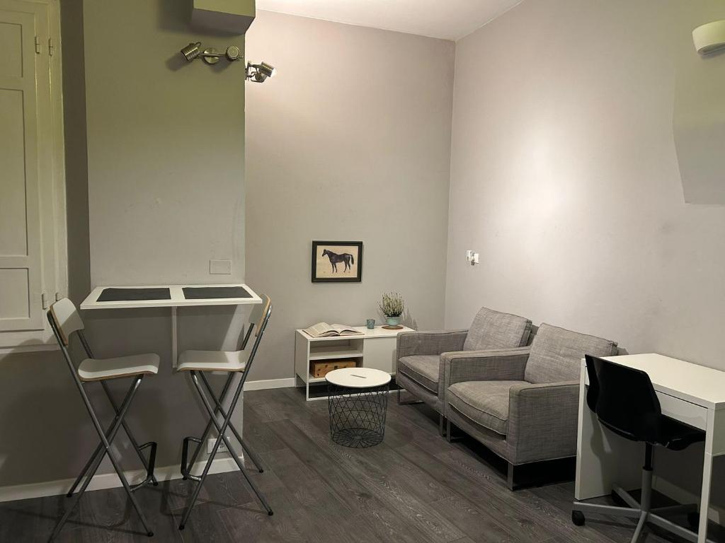 BnB SAN VITALE OTTANTATRE - 1