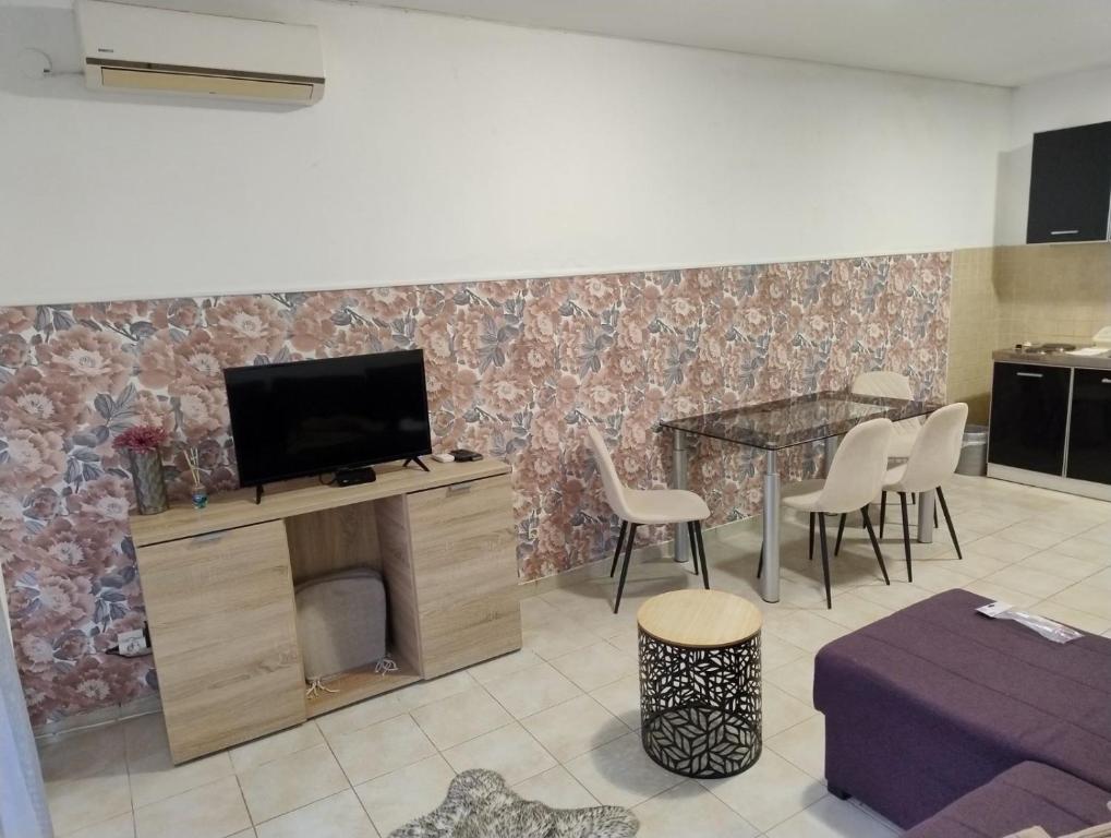 Location Apartments - 3