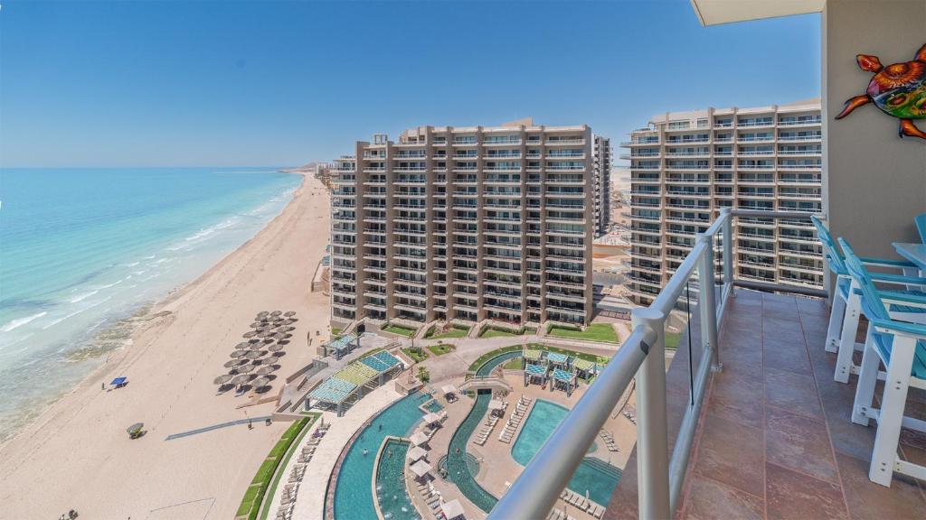 Las Palomas Beach and Golf Resort - 1