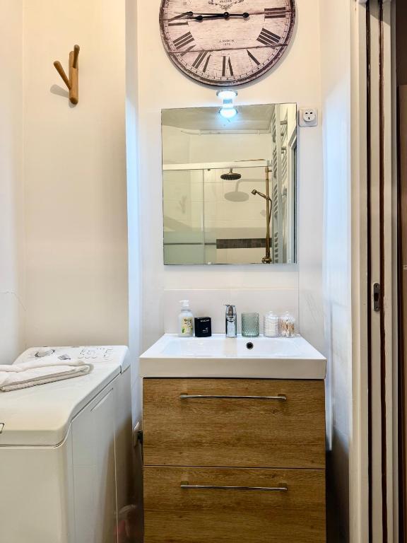 Lovely studio with balcony and spectacular Sacre-Coeur view - 5