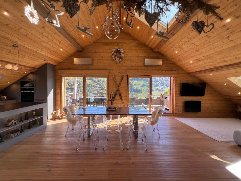 Splendide appartement style chalet classé 4 étoiles, terrasse face à la montagne - 1