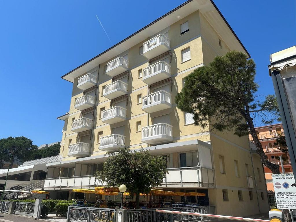 Bibione apartment with sea view terrace - 4