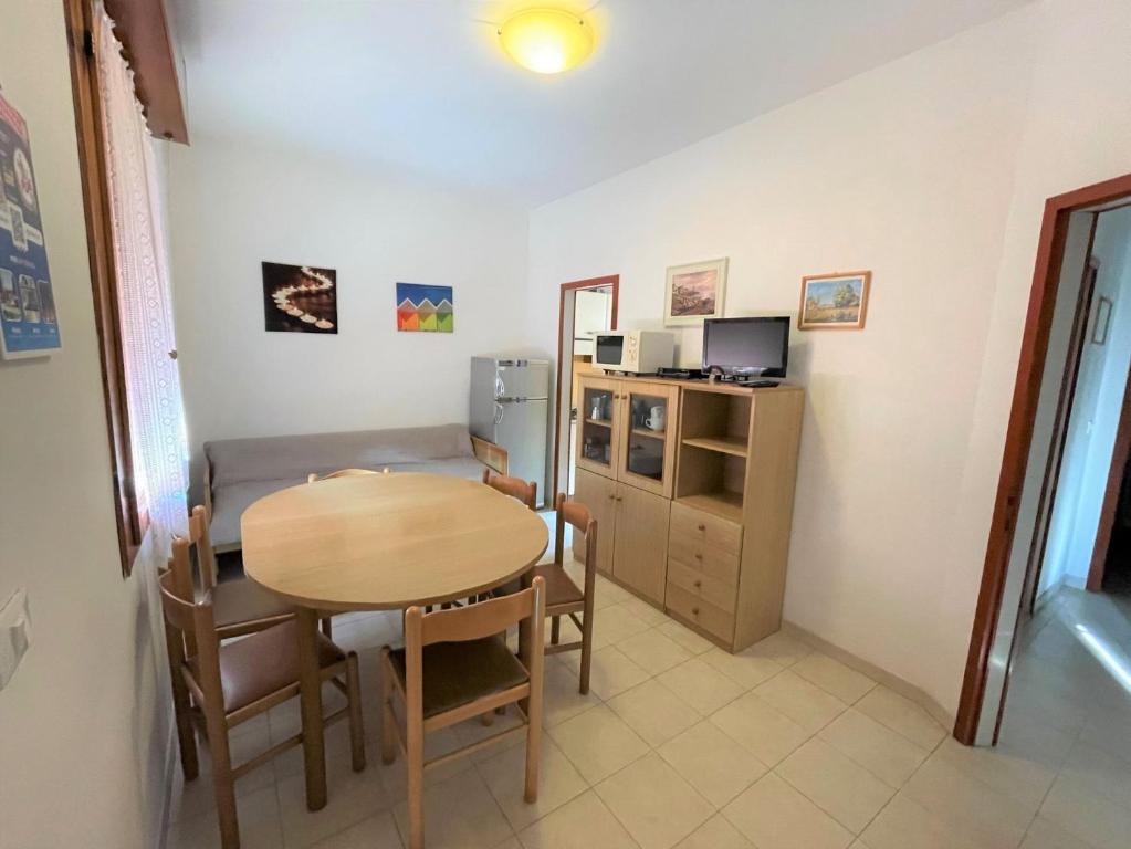 Flat in a house with shared pool - 3
