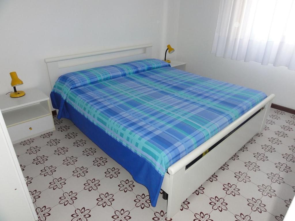 Flat in seafront condominium with parking - 3