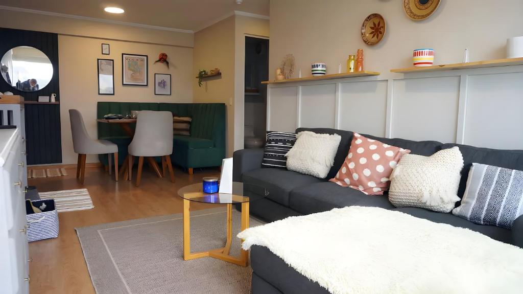 Cozy 2BR, Prime Barranco, 7th Flr - 1