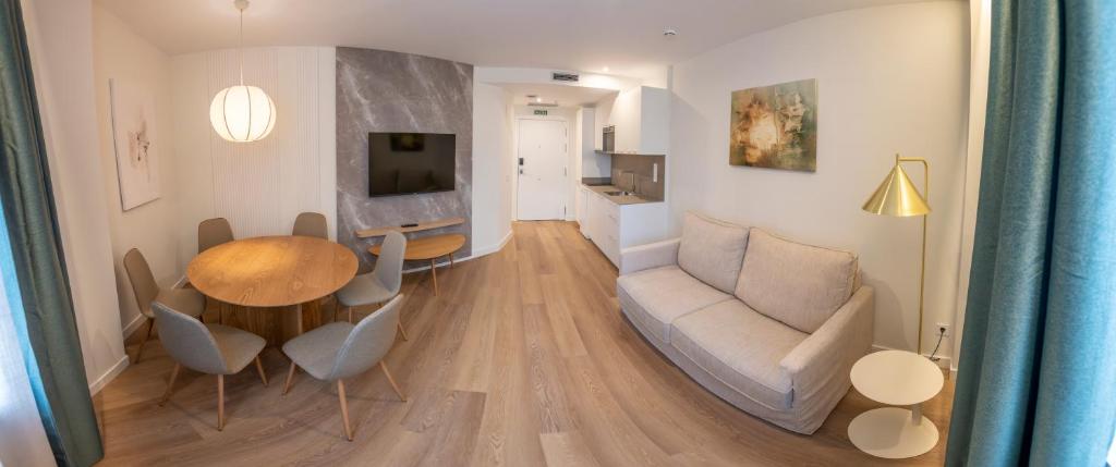 Silken Apartamentos Goya - 1