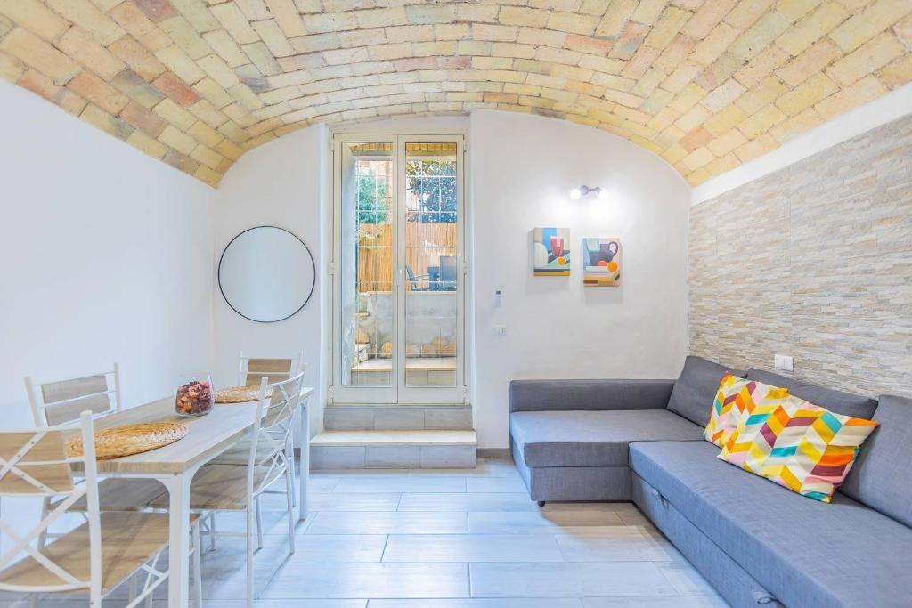 Loft con Jacuzzi, a 20 m Colosseo - 4