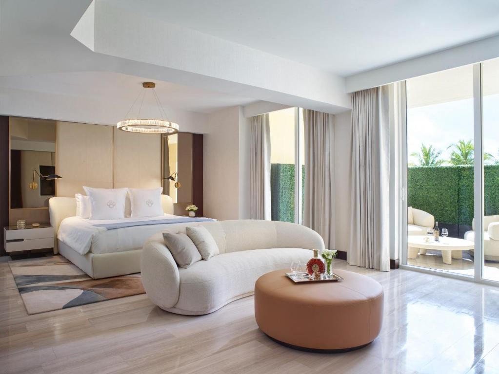 Acqualina Resort and Spa