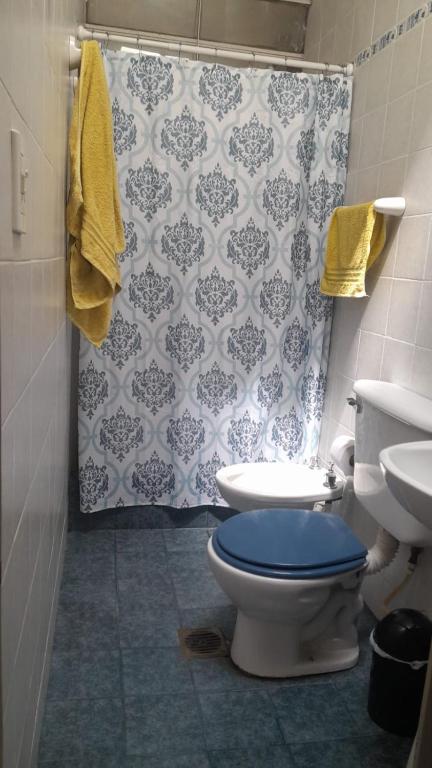 Casa con jardín y vista al cerro en Portezuelo Salta - 2