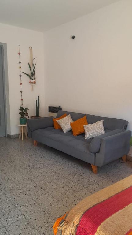 Casa con jardín y vista al cerro en Portezuelo Salta - 5