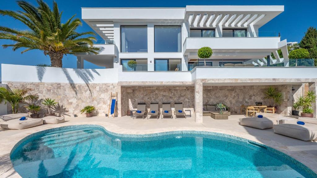 VACATION MARBELLA I Villa Riviera The View, Luxury Villa, Breathtaking Sea View, Private Pool, American BBQ, Close Distance to the Finest Beaches - 3