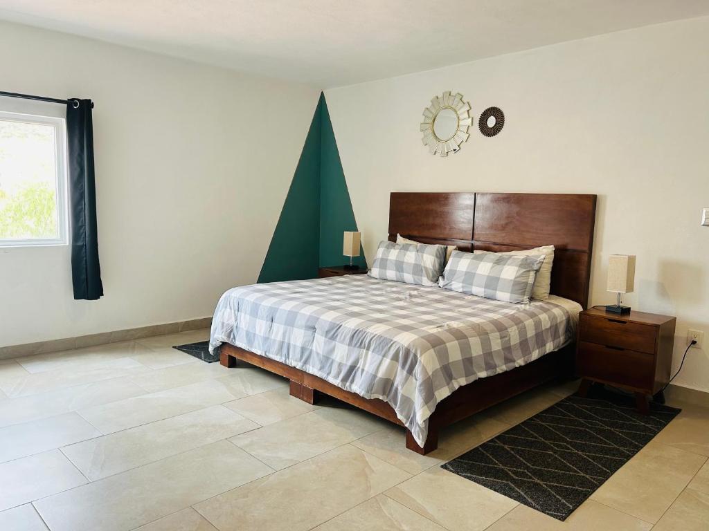 Pedernal Hotel - 2