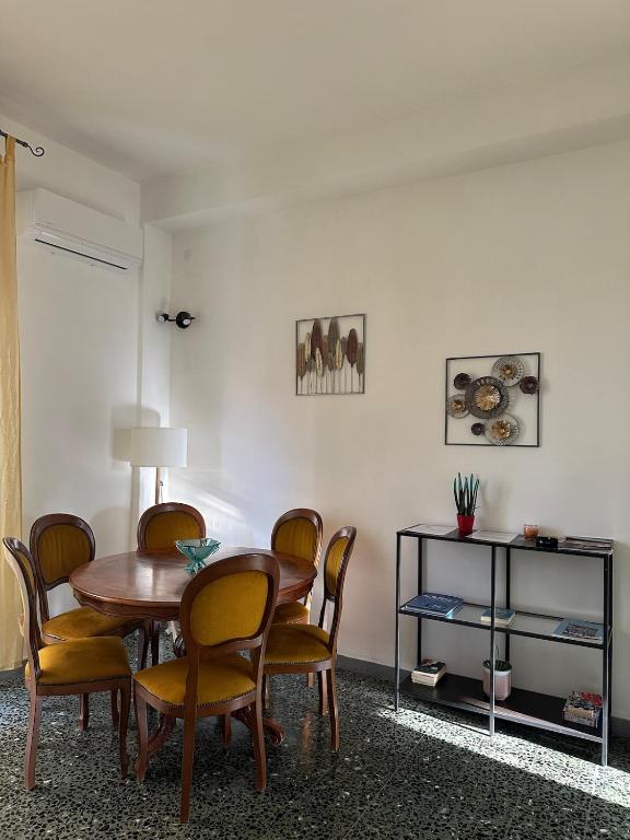 Elena's House - 3