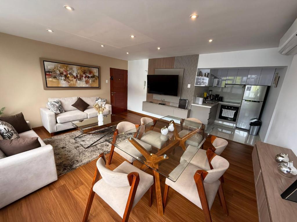 Wonderful apartment Miraflores Kennedy 603A, Lima