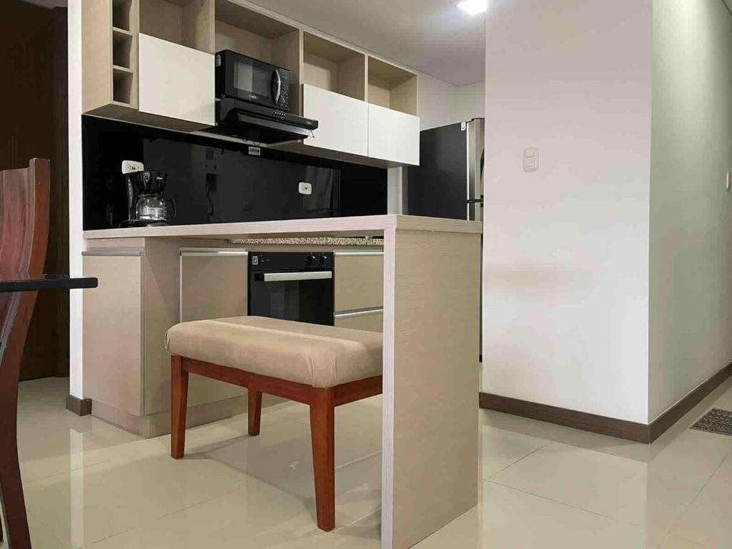 Apartamento norte de Armenia, piso 12 con zona social completa - 3