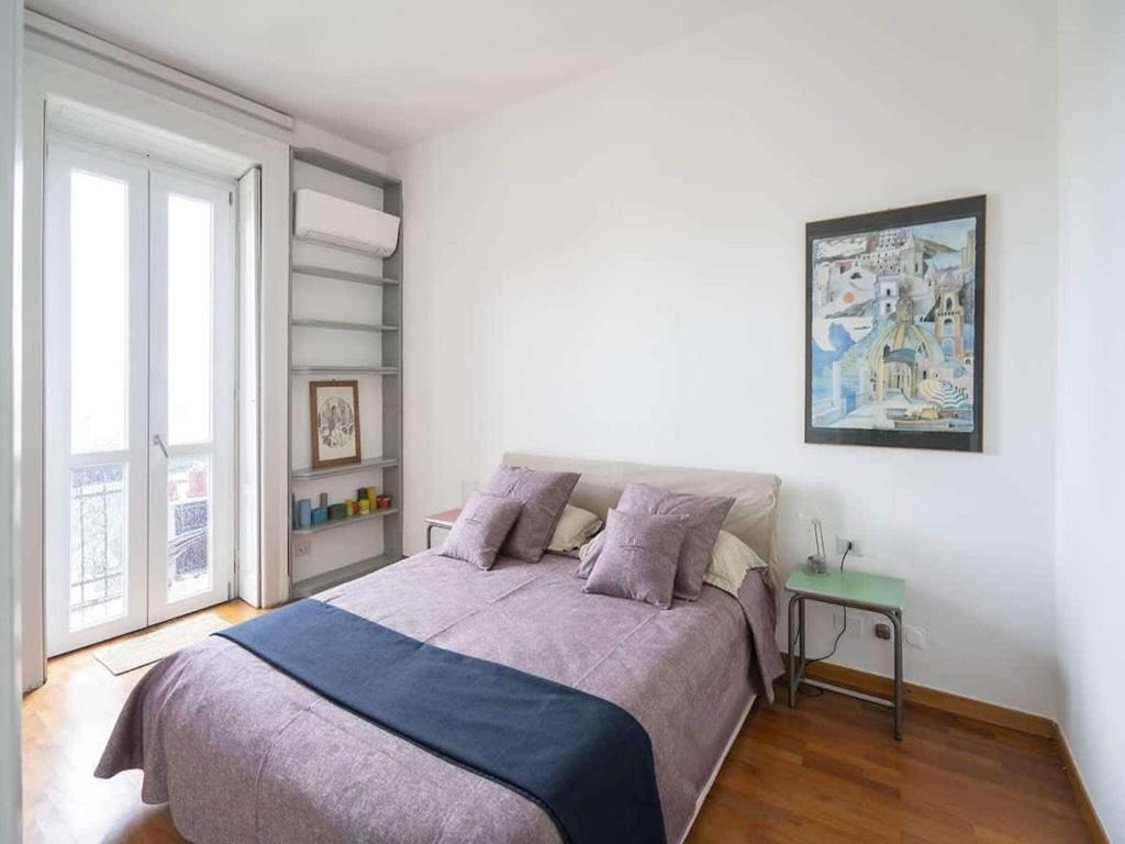 Stylish retreat for two in Milan - 2