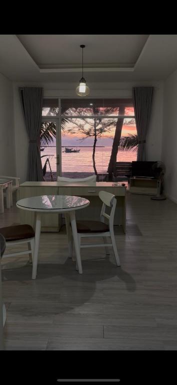 HS Beach House Phu Quoc Island