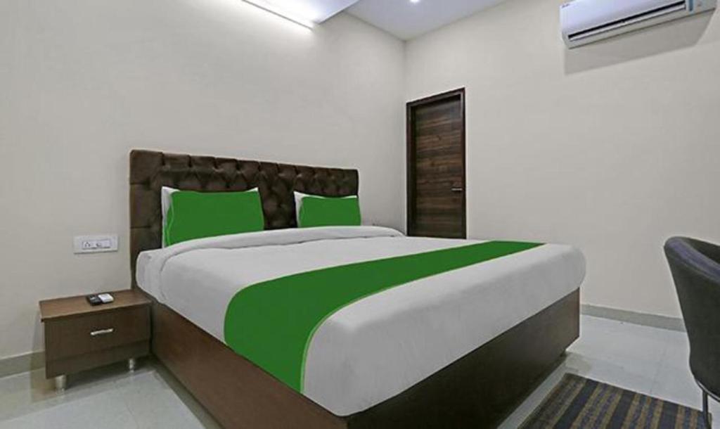 FabHotel Mannat Bhera Enclave, Nové Dilí