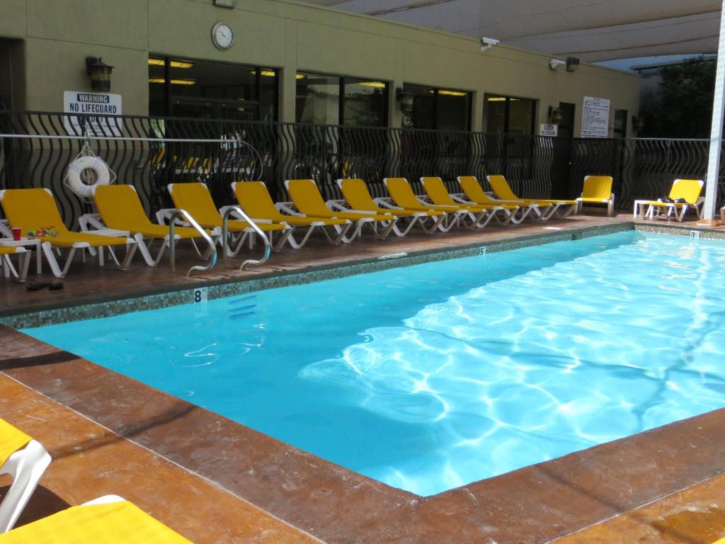 GetAways at the Jockey Club photo