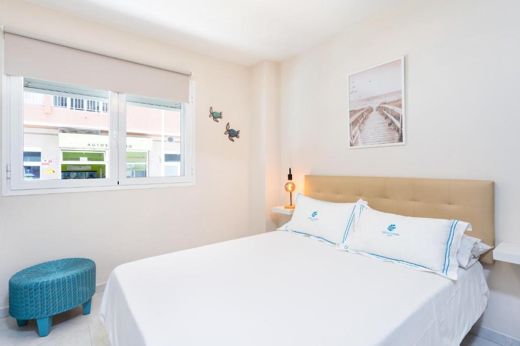 El Médano Beach Apartment, Central & Bright - 3